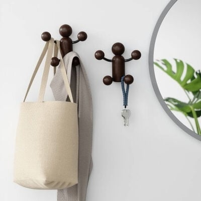 Umbra Woody seinäkoukku 16x9x14 cm musta/saksanpähkinä